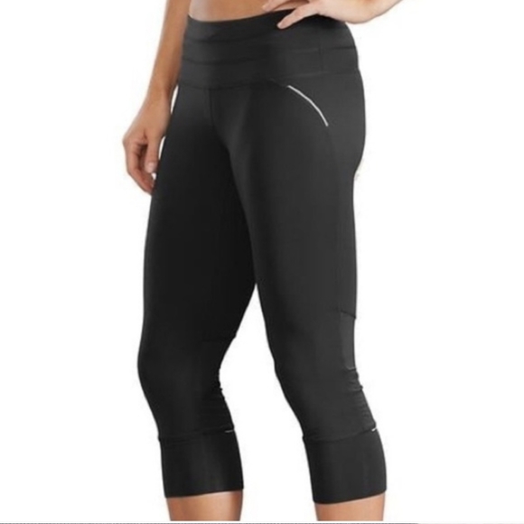 Athleta Women's Relay Capri Crop Leggings | Women's Small - Picture 1 of 8